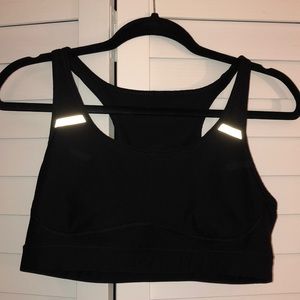 💪🏼 Black sports bra 💪🏼